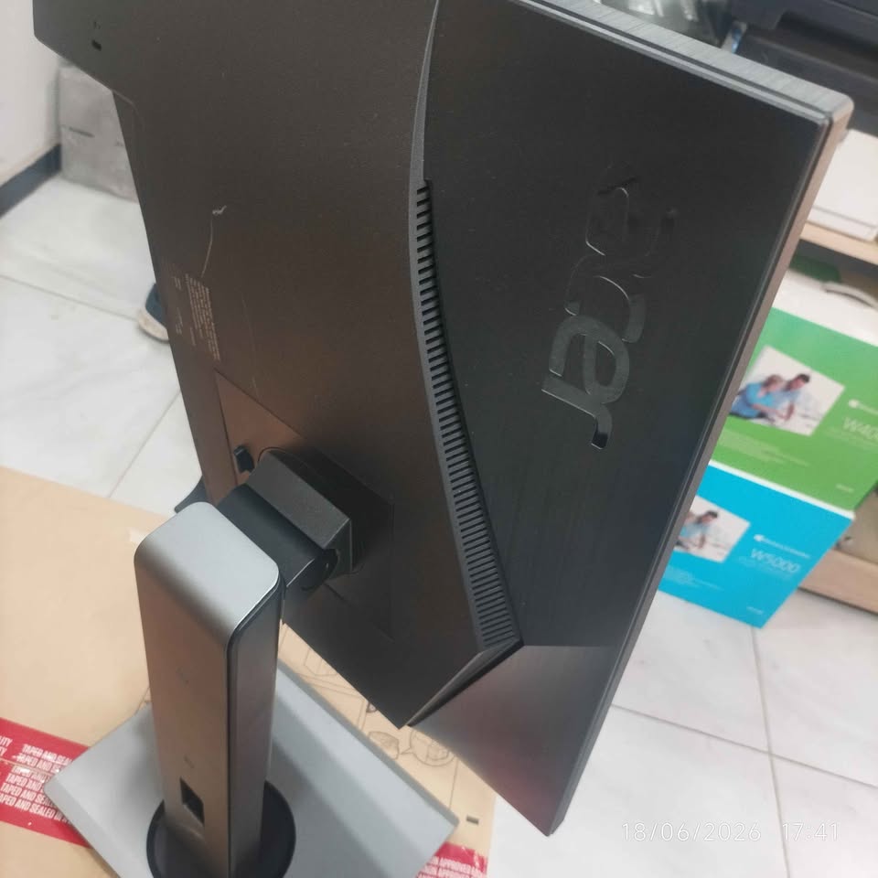 Écran Acer 24 Pouces Vero B247W 24" IPS WUXGA 1920×1200 | 60 Hz | 4 ms | HDMI | DP | VGA | USB 3.0 | Haut-parleurs